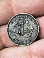 Reverse of 1937 halfpenny showing Golden Hind and date