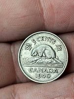 Reverse of 1940 Canada 5-cent coin showing beaver design