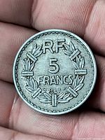 Reverse side RF 5 Francs 1947 wreath design