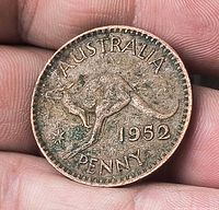 Reverse of 1952 Australian penny showing kangaroo and date