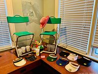 Overall lot with two chairs, visors, cups, bears