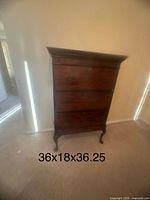 Front view showing entire chest and dimensions