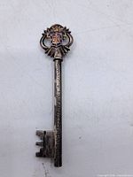 Full view of enameled ceremonial key
