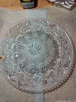 Top view showing full platter pattern and size reference