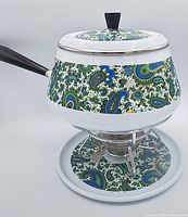 fondue pot with lid and stand assembled