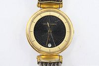 Front view showing dial, bezel, strap