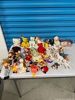 Full lot overview on table