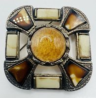 Front view showing stone layout and design