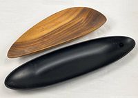 Both bowls top view showing shapes and finishes