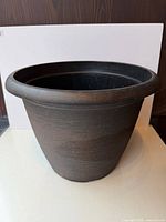 planter front view showing shape and ribbed texture