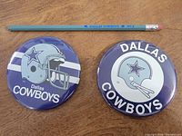 Overview of both buttons and pencil