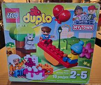 Front of LEGO DUPLO 10832 box showing contents and age range