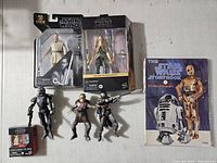 Group shot of all action figures and The Star Wars Storybook