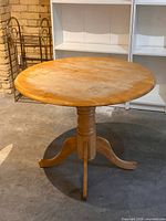 Full view of round pedestal table