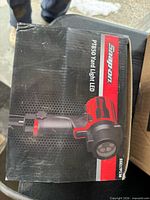 Box showing Snap-on PT850 LED yard light image and branding