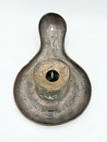 Top view showing engraved drip pan, socket, thumbpiece