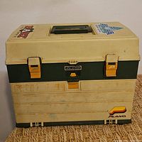 Closed Plano tackle box front view showing color, logos and latches