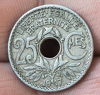 Obverse showing LIBERTÉ ÉGALITÉ FRATERNITÉ, 25 Cmes, date 1917