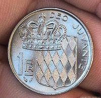 Reverse of 1 franc coin, crowned shield and denomination