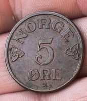 Reverse of coin showing NORGE 5 ØRE