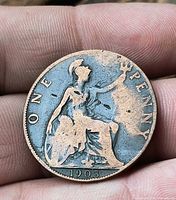 Reverse of 1903 British penny showing seated Britannia and date