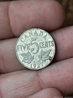 Reverse side of 1927 Canada 5 cent coin