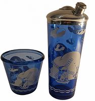 Shaker standing with tumbler showing Windmill graphics