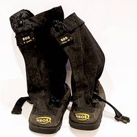 Front view of both overshoes displaying uppers, soles, NEOS logos