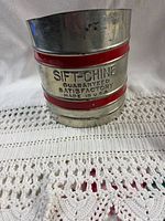 Front view showing Sift-Chine stamp and red bands