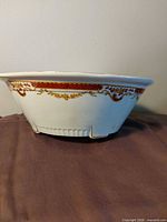 Side view of Maddock Embassy dish showing border design and ribbed base