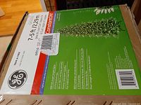 Box top showing GE branding, size 7.5 ft, ConstantON, product details
