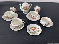Full set laid out showing all pieces