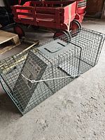 full view of wire cage trap