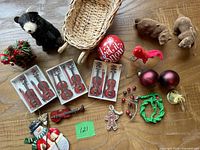 overview of all ornaments laid out