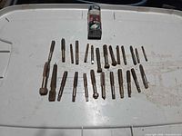 All taps laid out on lid showing quantity and Bosch packaged tap