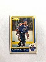 Front view of Wayne Gretzky O-Pee-Chee card