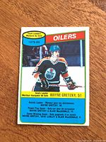 Full front view of Wayne Gretzky OPC Team Leaders card