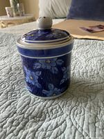 Single blue floral ceramic canister with lid