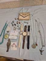 Overview of all jewelry pieces laid out