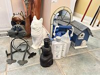 Group shot of entire lot showing all listed items