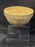 Full view of bowl, exterior pattern visible