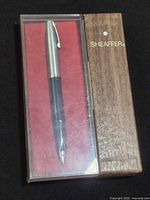 Closed Sheaffer box showing pen through clear lid