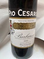 Close view of main label showing brand, Barbaresco DOCG designation, vintage year 2000