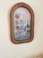 Front view showing photo and full frame