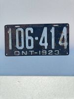Full view of 1923 Ontario plate