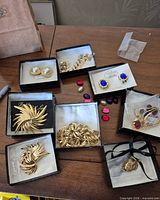 Overview of all boxed Park Lane pieces on table