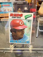 Front view of Johnny Bench card in holder