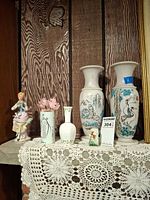 Full lot on mantel showing all items