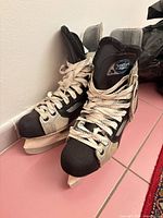 full pair of Bauer Vapor 2 skates side view