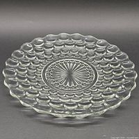 Top view showing complete platter and bubble pattern